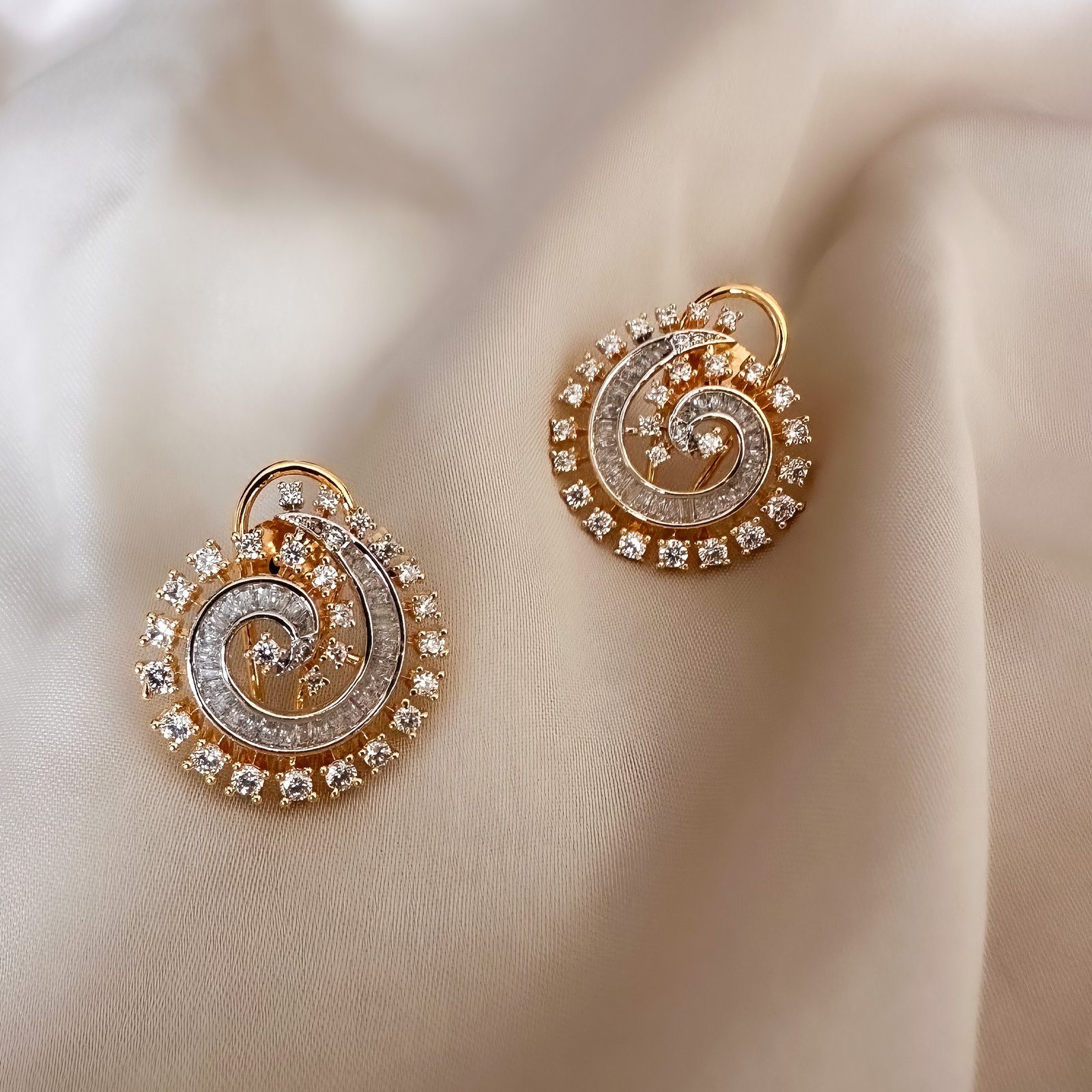 Tejaswini Stud Earrings (#3122)
